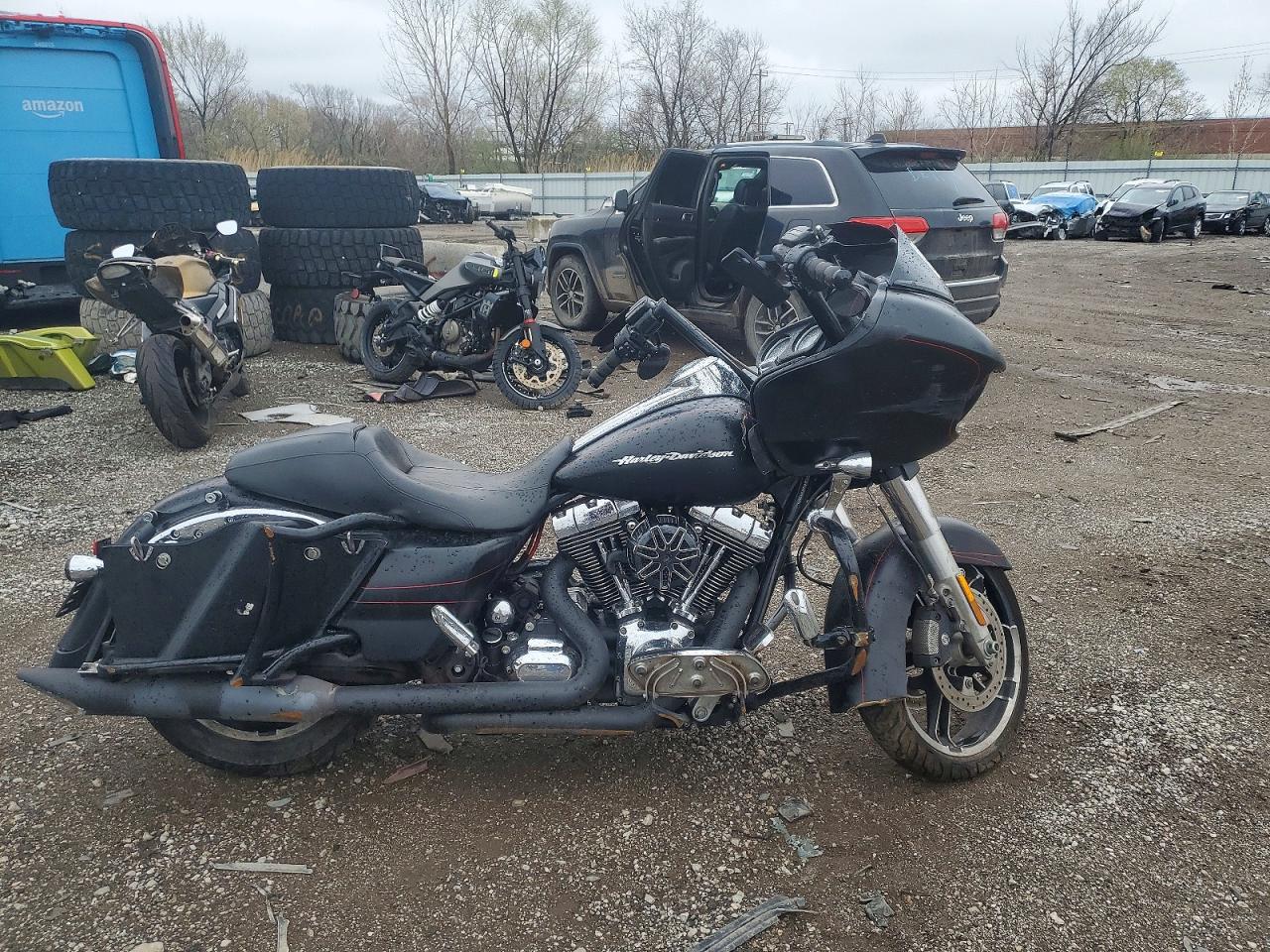 Salvage Harley-Davidson Fl Image