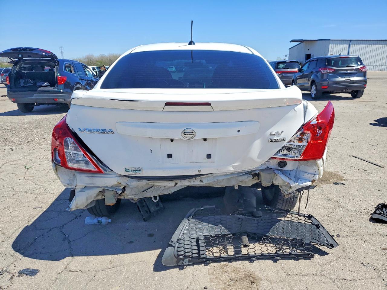 Nissan Versa 1.6 S