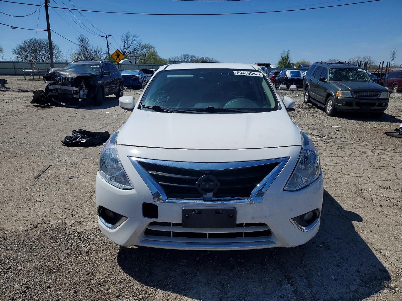 Nissan Versa 1.6 S