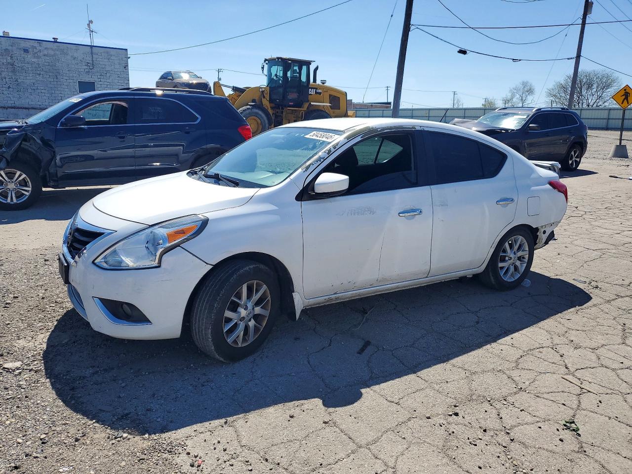 Salvage Nissan Versa Image