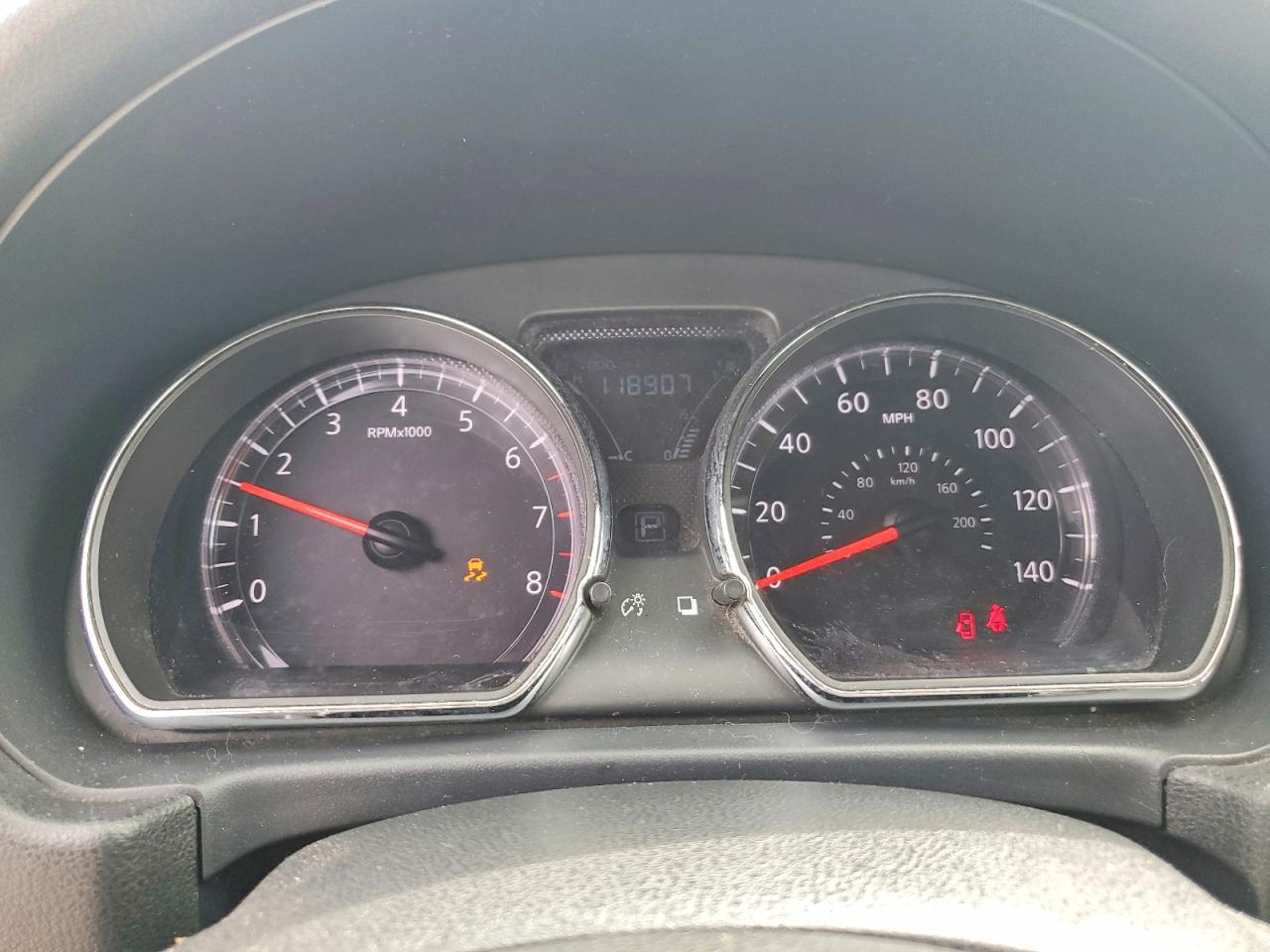 Nissan Versa 1.6 Sl