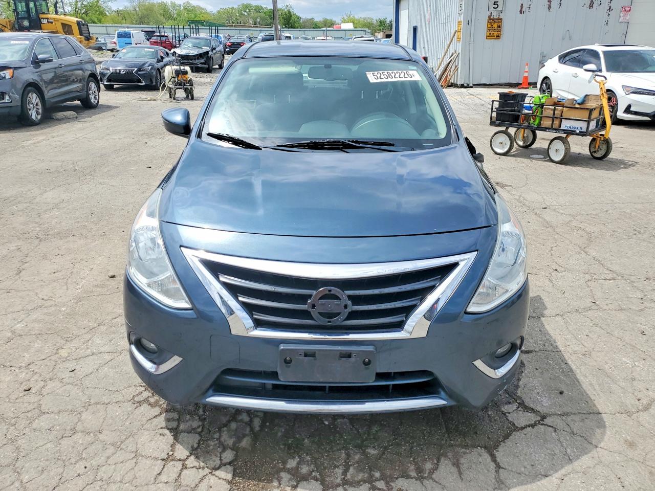 Nissan Versa 1.6 Sl
