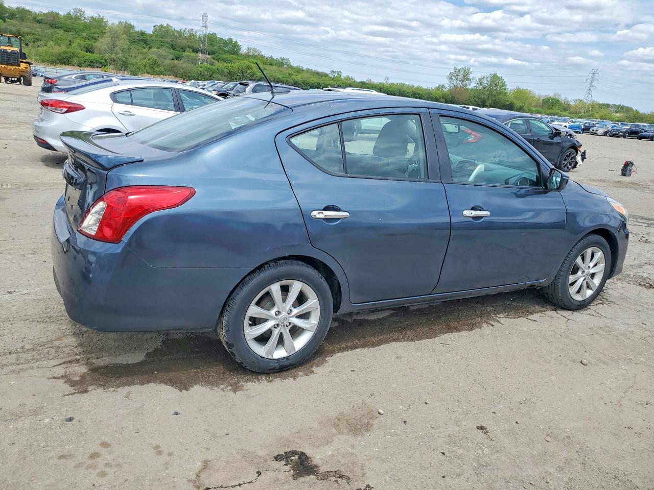 Nissan Versa 1.6 Sl