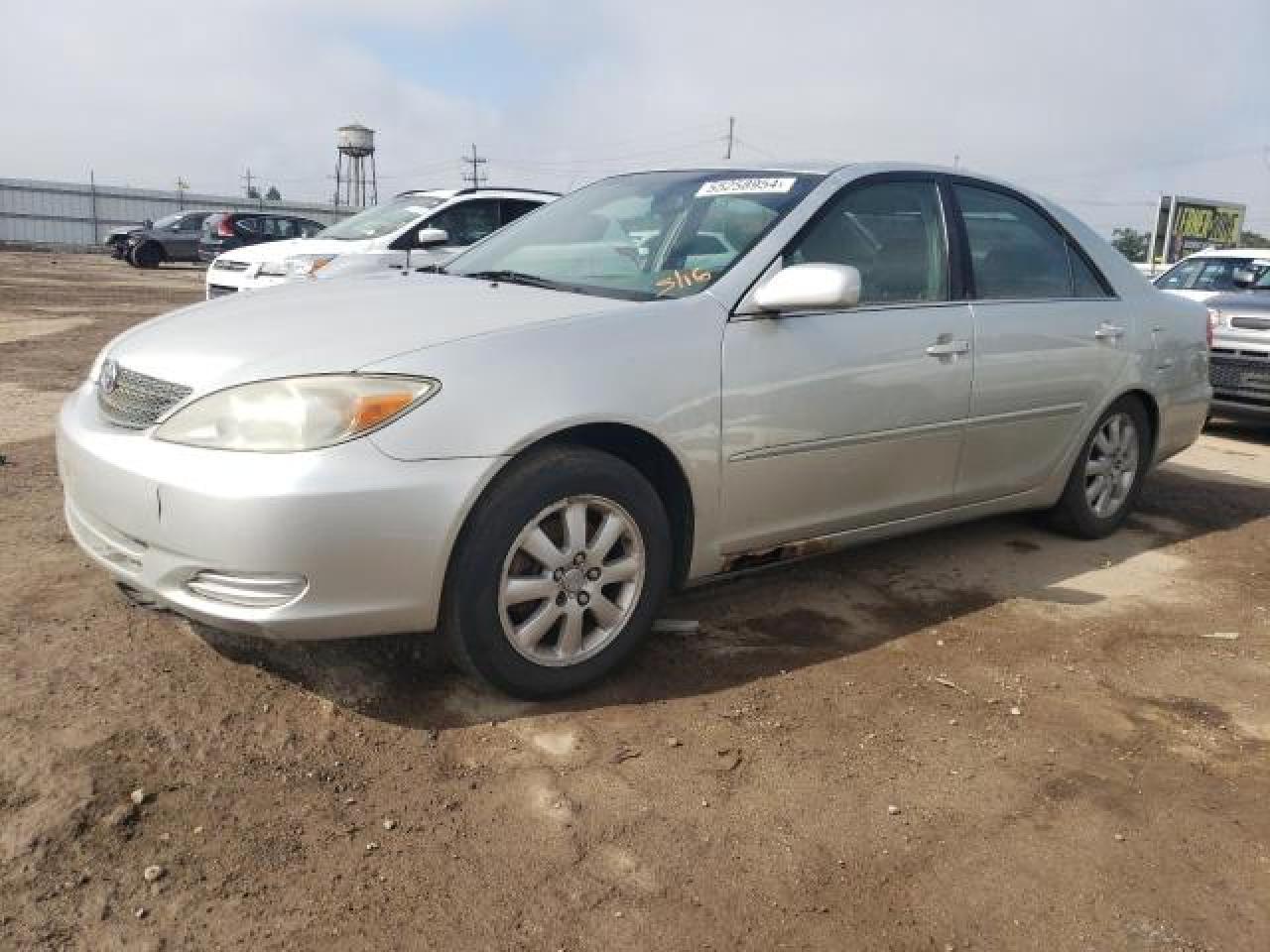 Salvage Toyota Camry Image