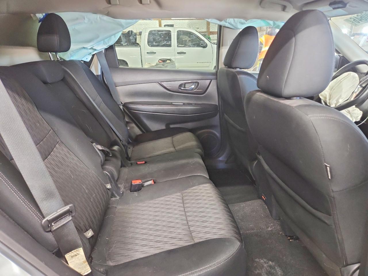 Nissan Rogue S