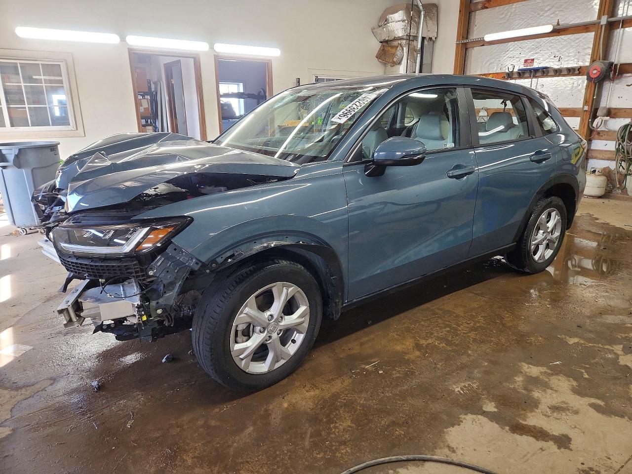 Salvage Honda HR-V Image