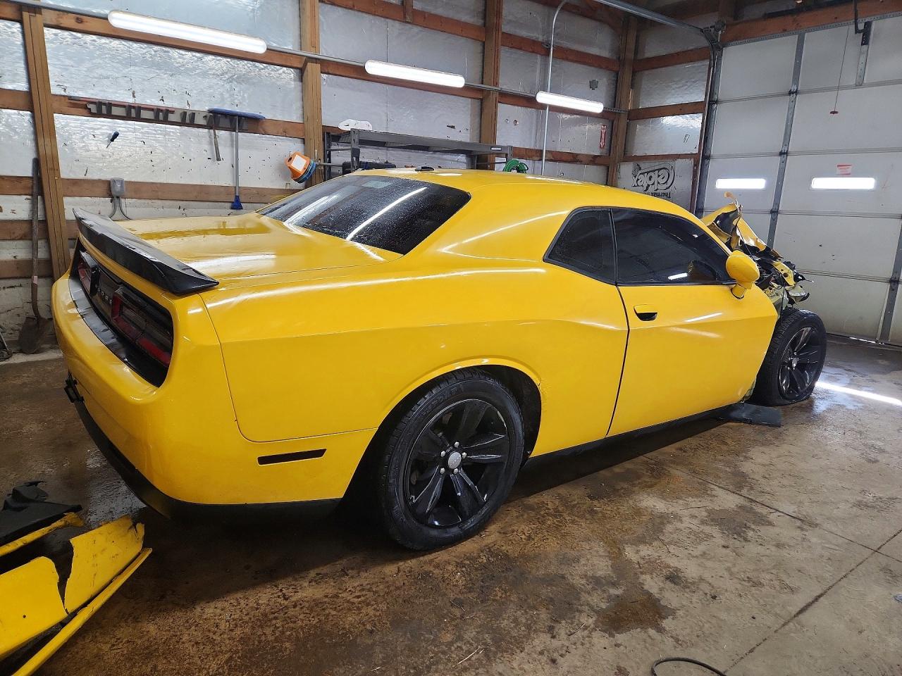 Dodge Challenger Sxt