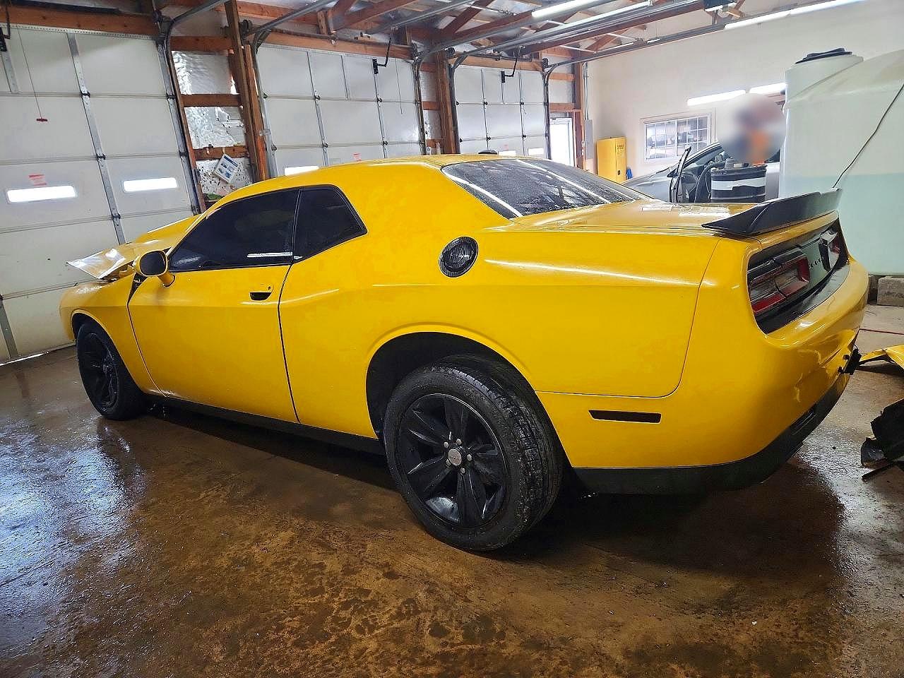 Dodge Challenger Sxt