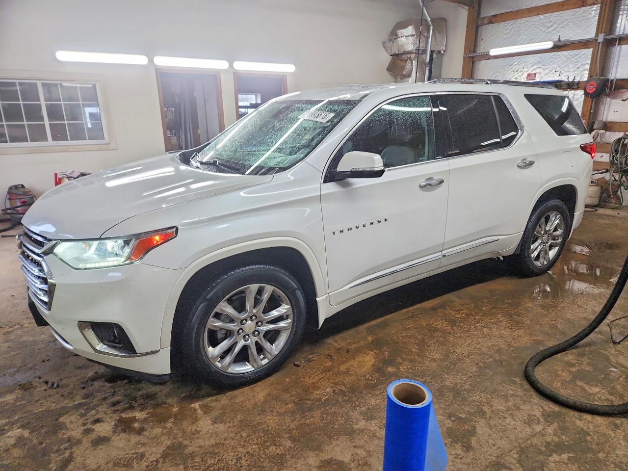 Salvage Chevrolet Traverse Image