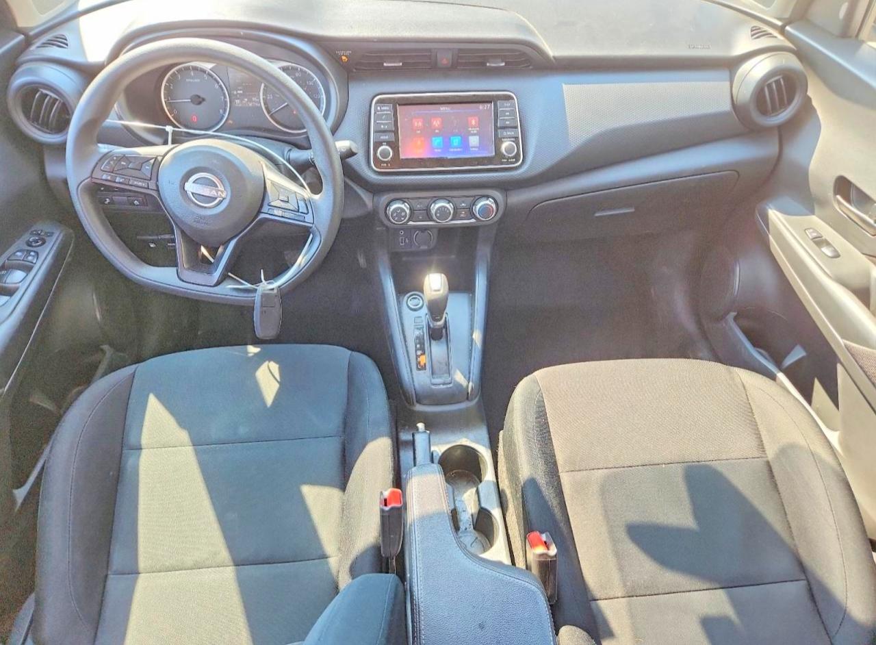 Nissan Kicks Play S