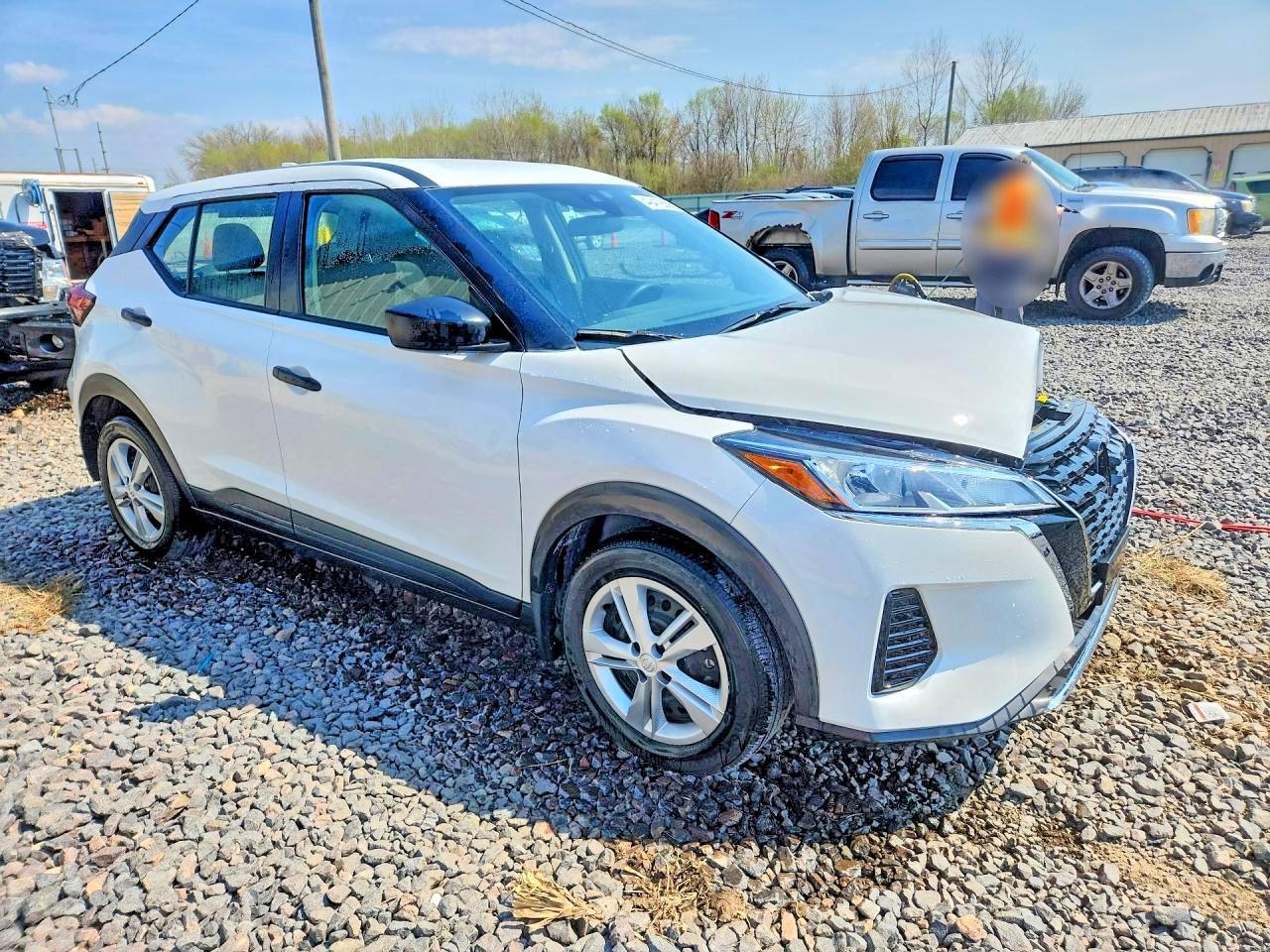 Nissan Kicks Play S