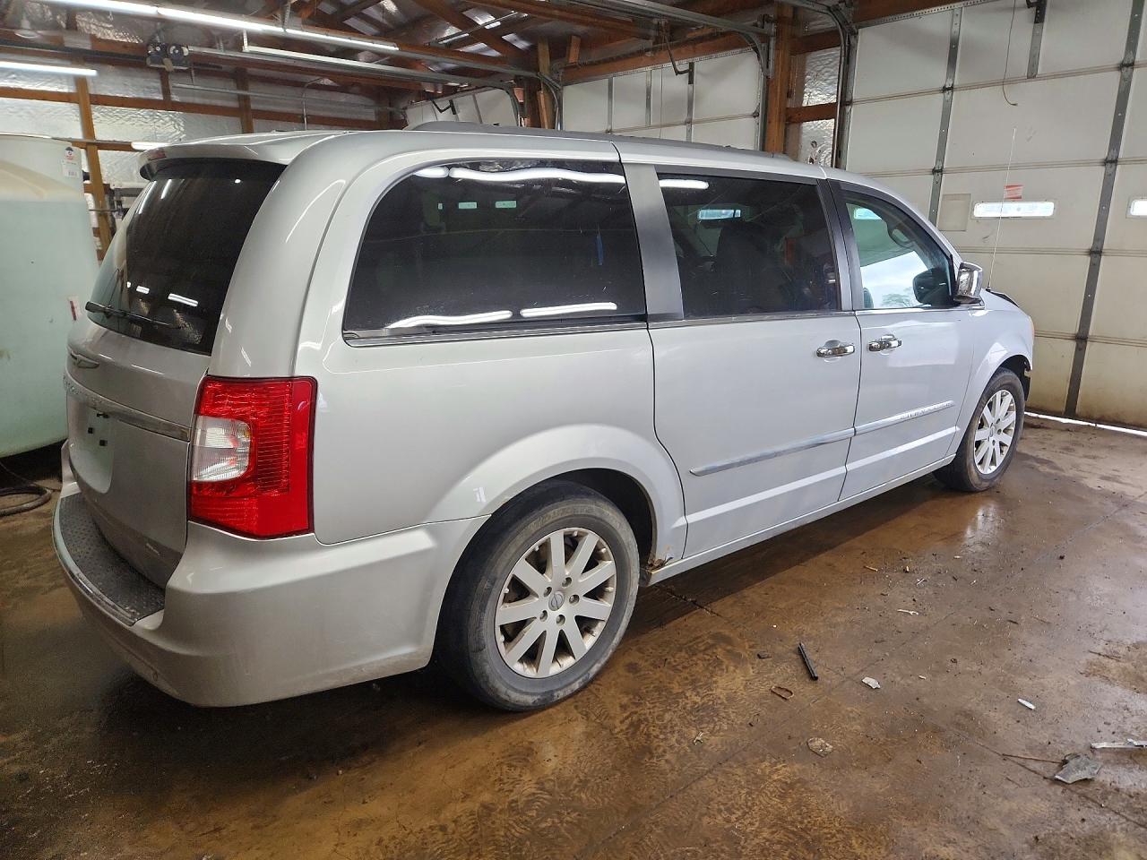 Chrysler Minivan Touring L