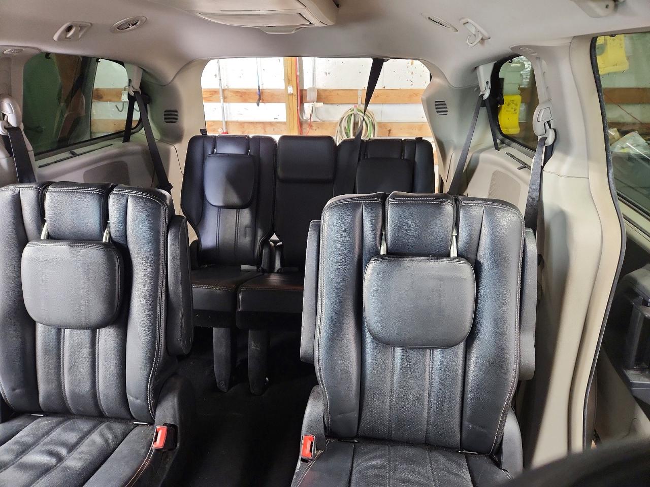 Chrysler Minivan Touring L