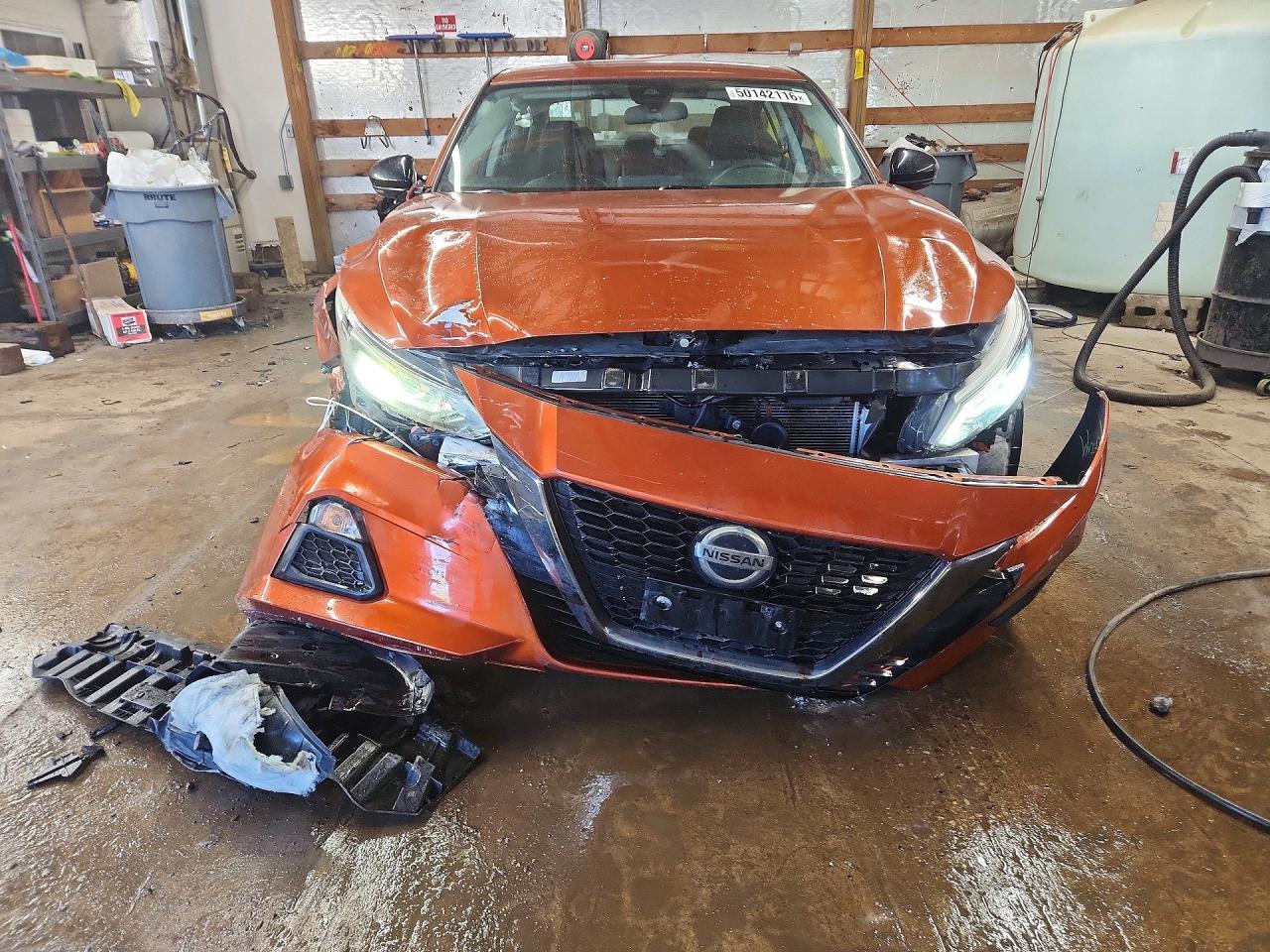 Nissan Altima Sr