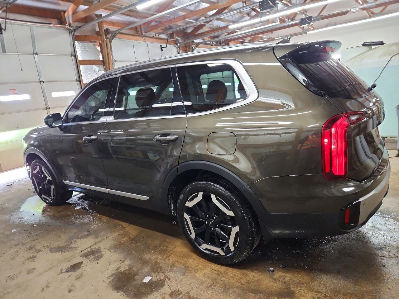 Kia Telluride S