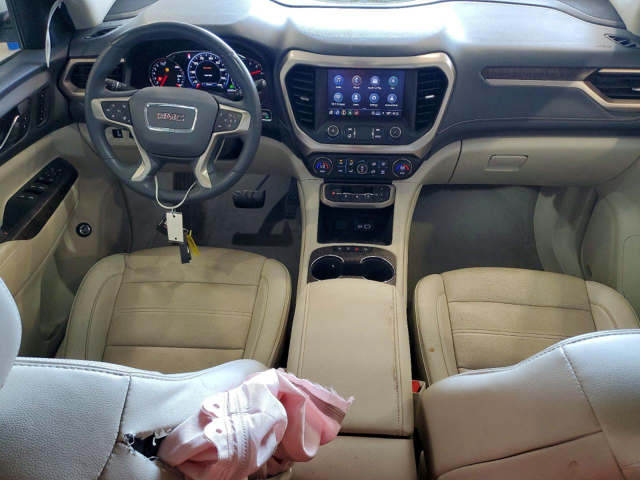 GMC Acadia Denali