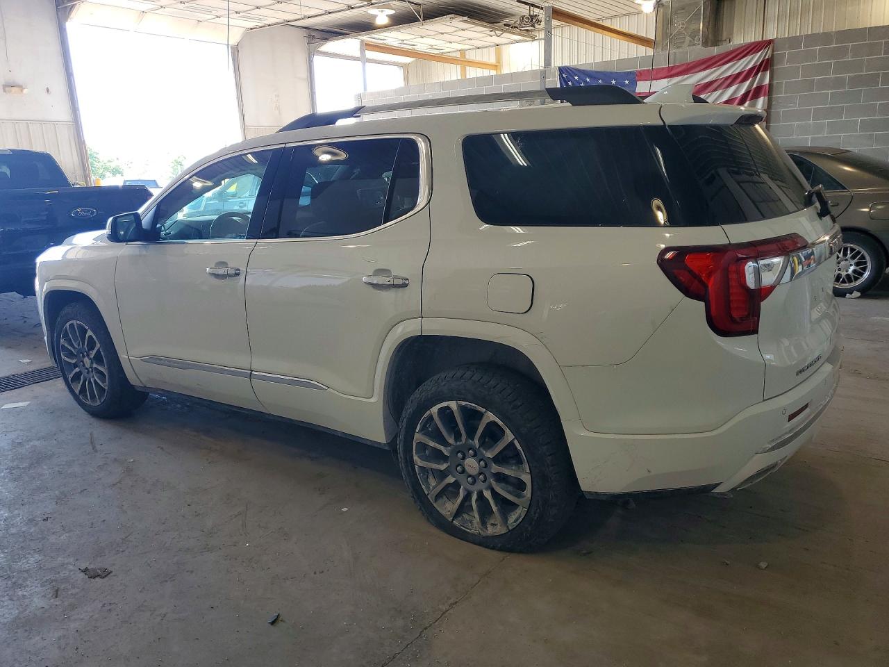 GMC Acadia Denali