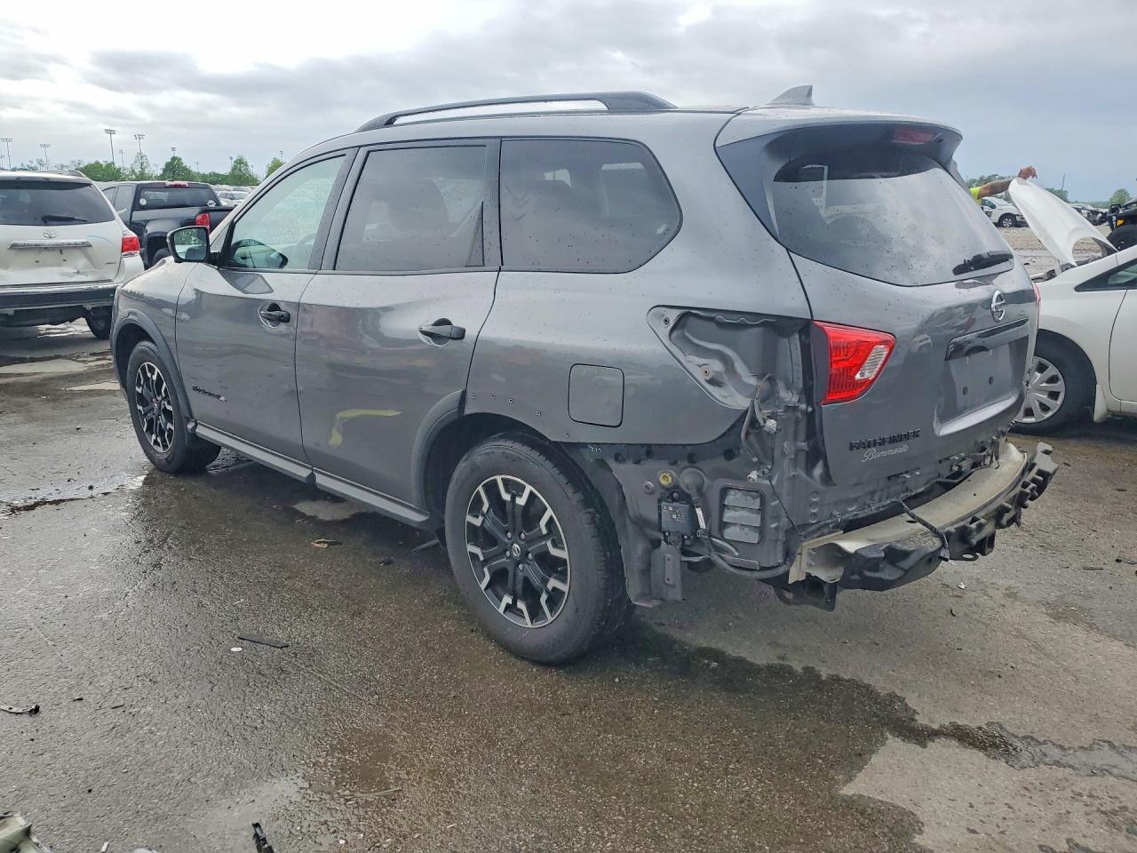 Nissan Pathfinder Sl