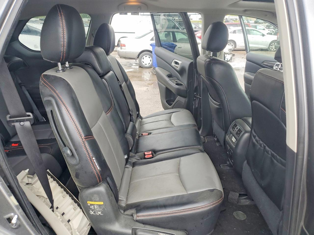 Nissan Pathfinder Sl