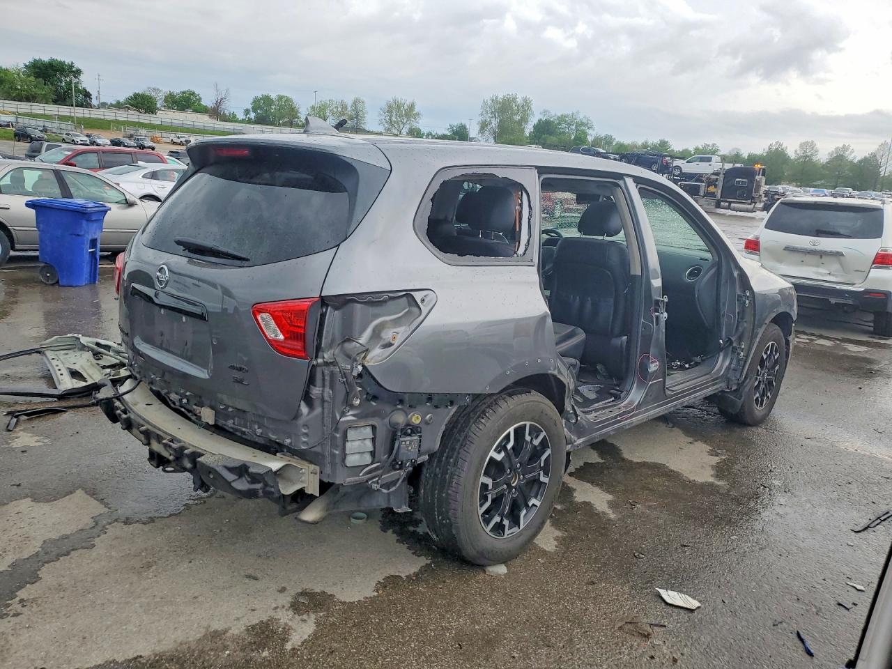 Nissan Pathfinder Sl