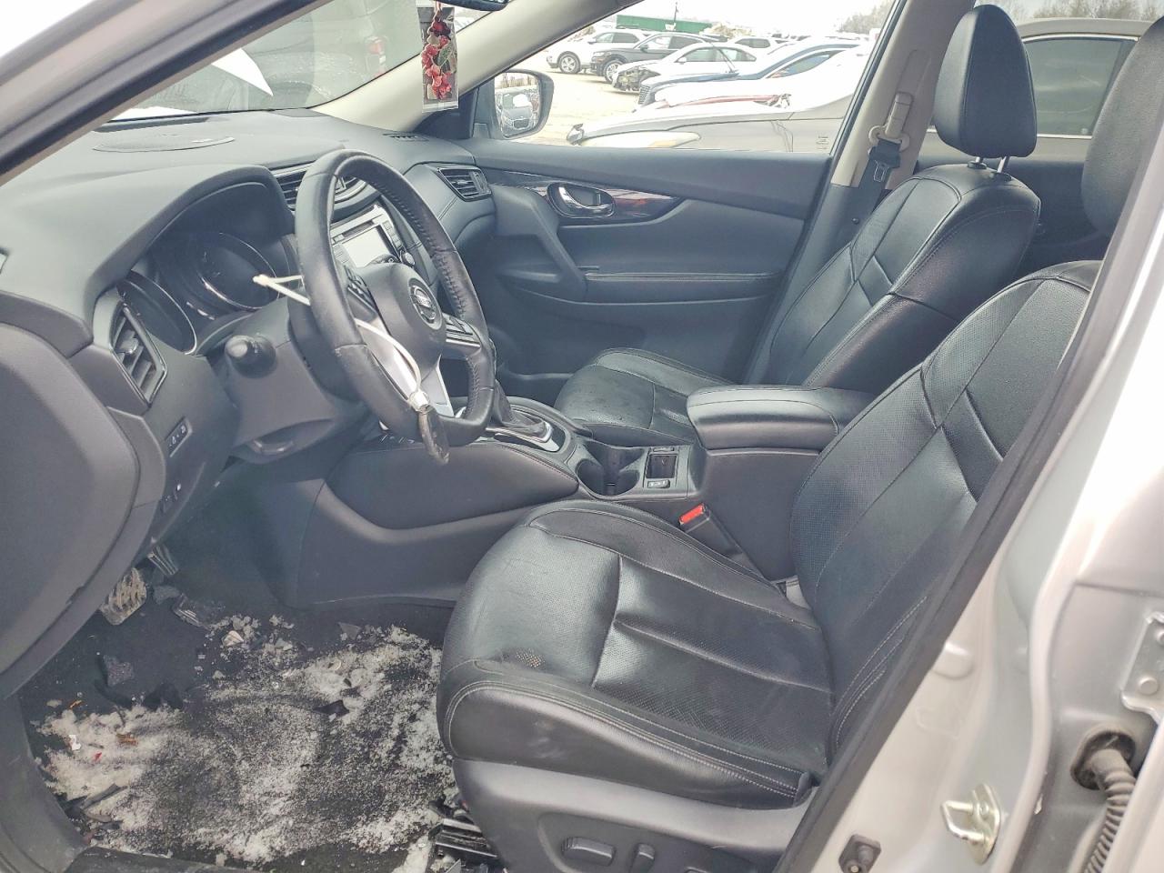 Nissan Rogue S