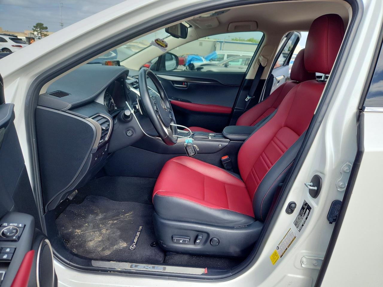 Lexus NX Base