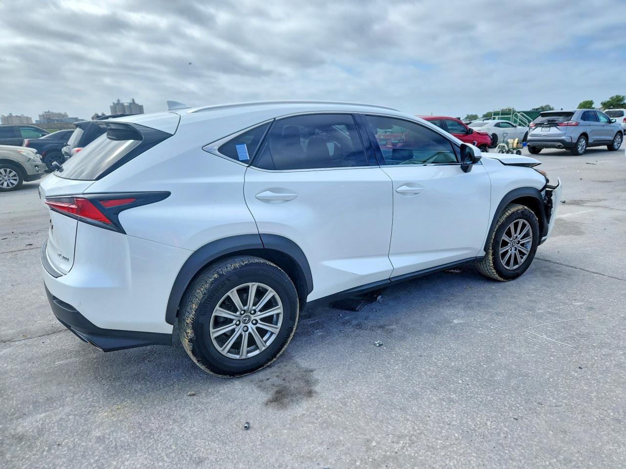 Lexus NX Base