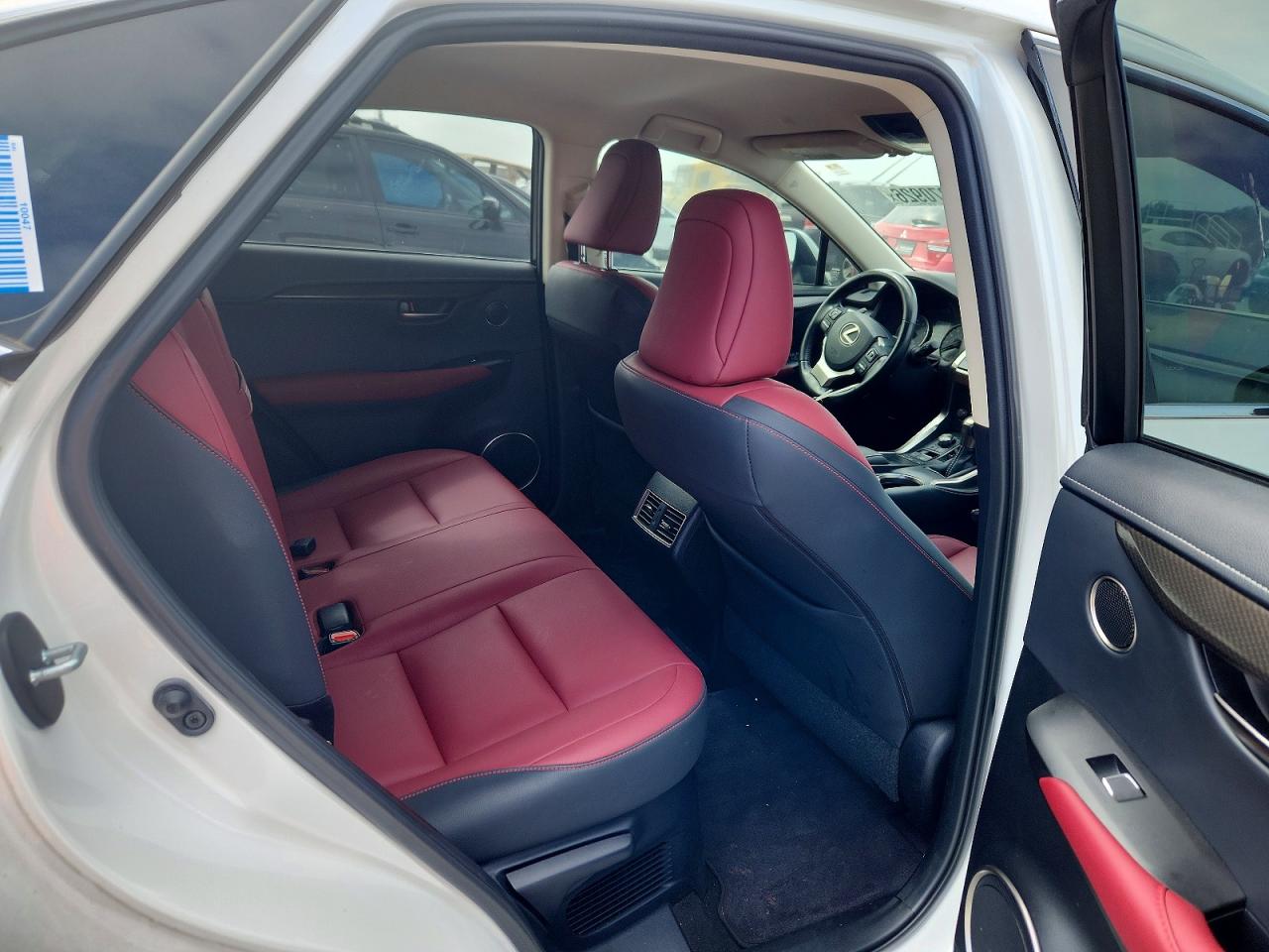 Lexus NX Base