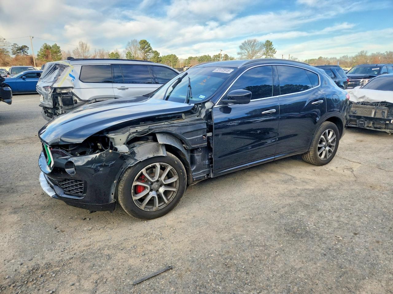 Salvage Maserati Levante Image