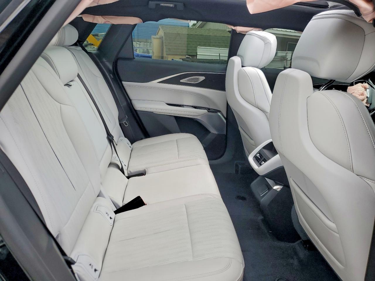 Cadillac Lyriq Luxu Luxury