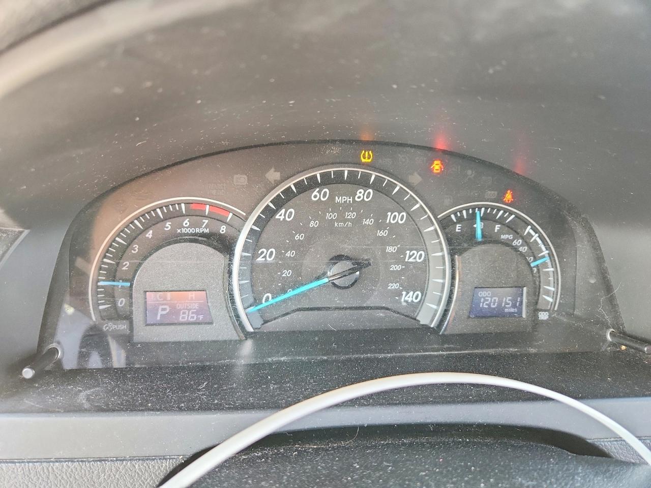 Toyota Camry Le