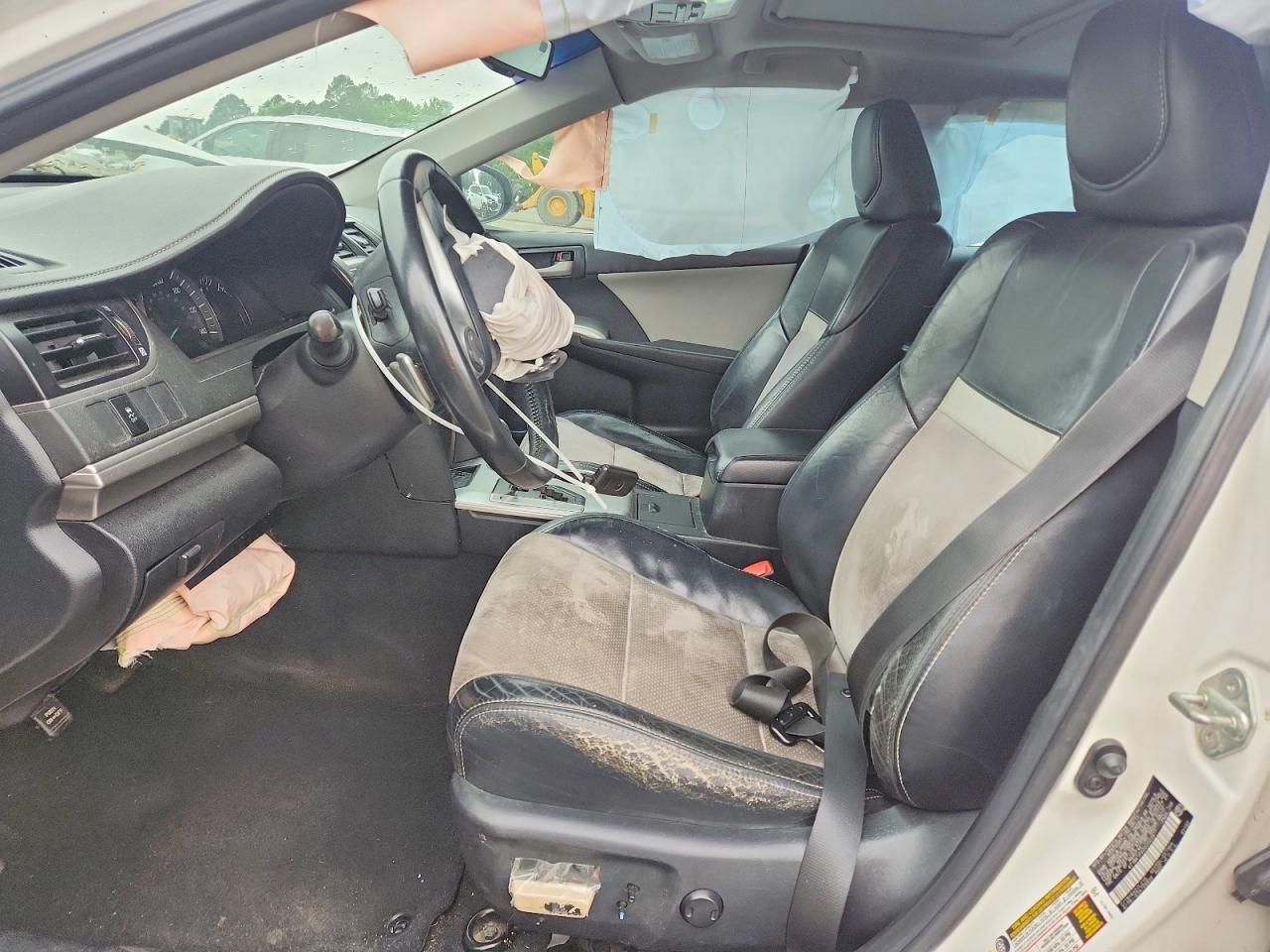 Toyota Camry Se V6