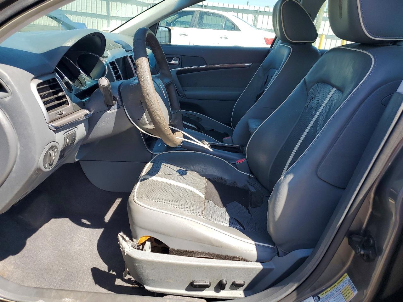 Lincoln MKZ