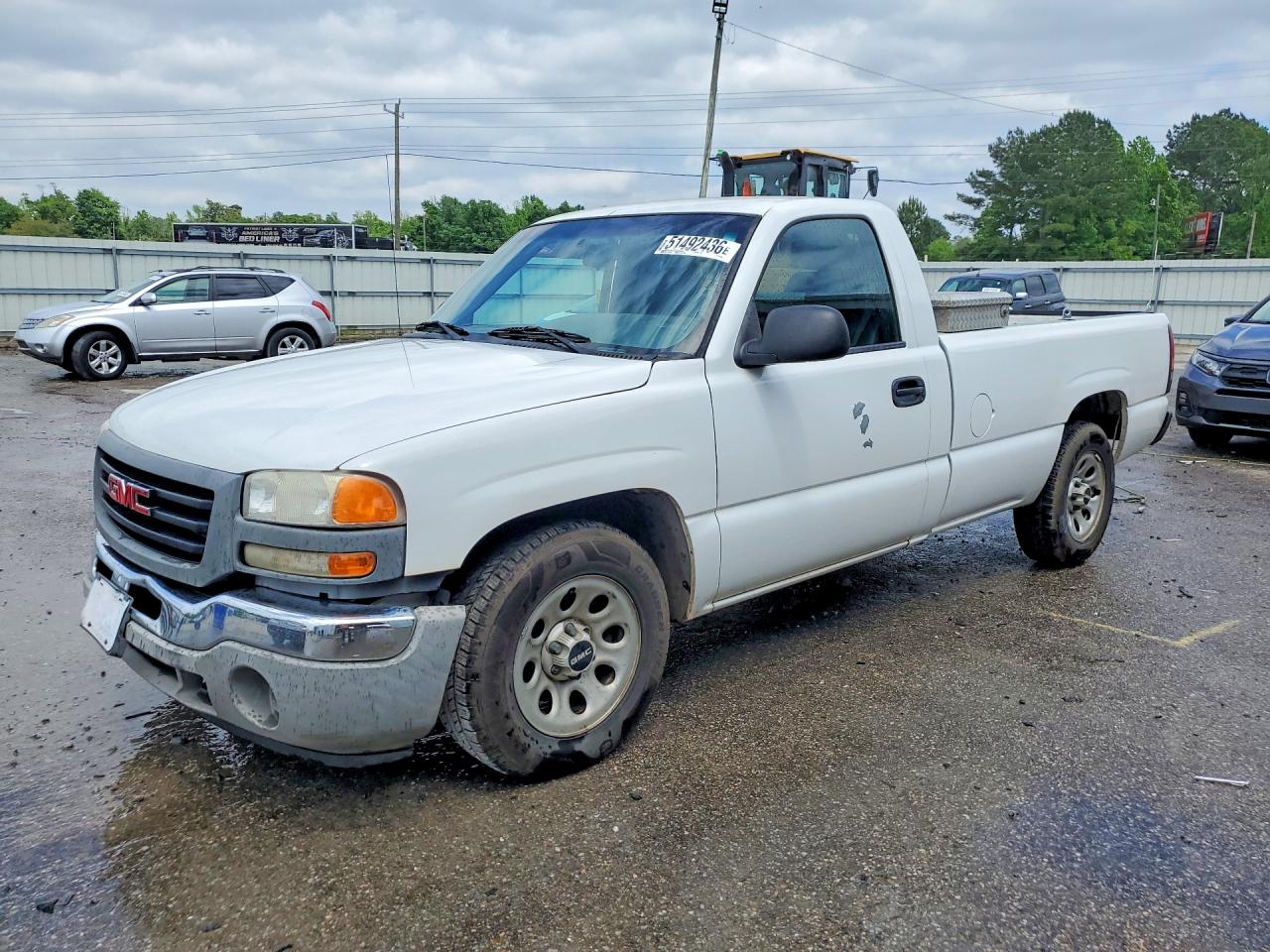 Salvage GMC Sierra Image