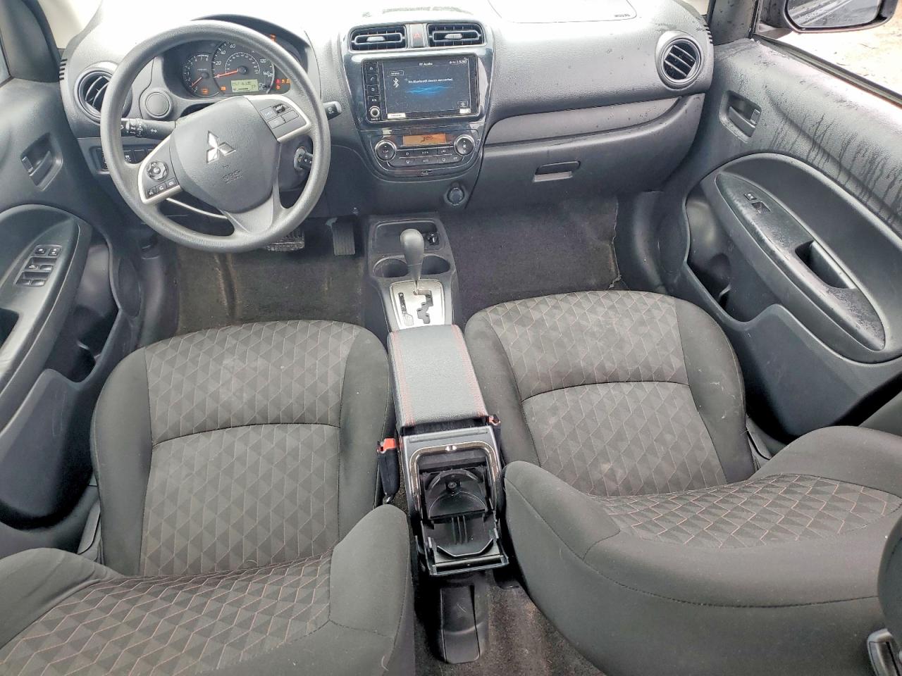 Mitsubishi Mirage Es