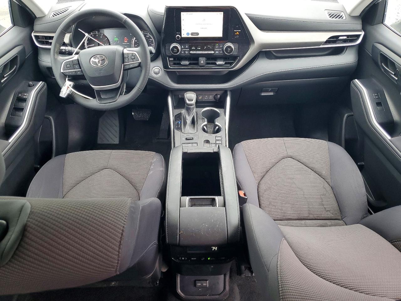 Toyota Highlander Le
