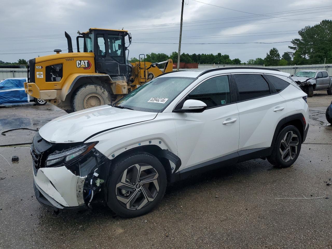 Salvage Hyundai TUCSON Image