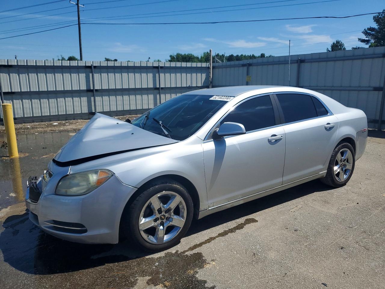 Salvage Chevrolet Malibu Image