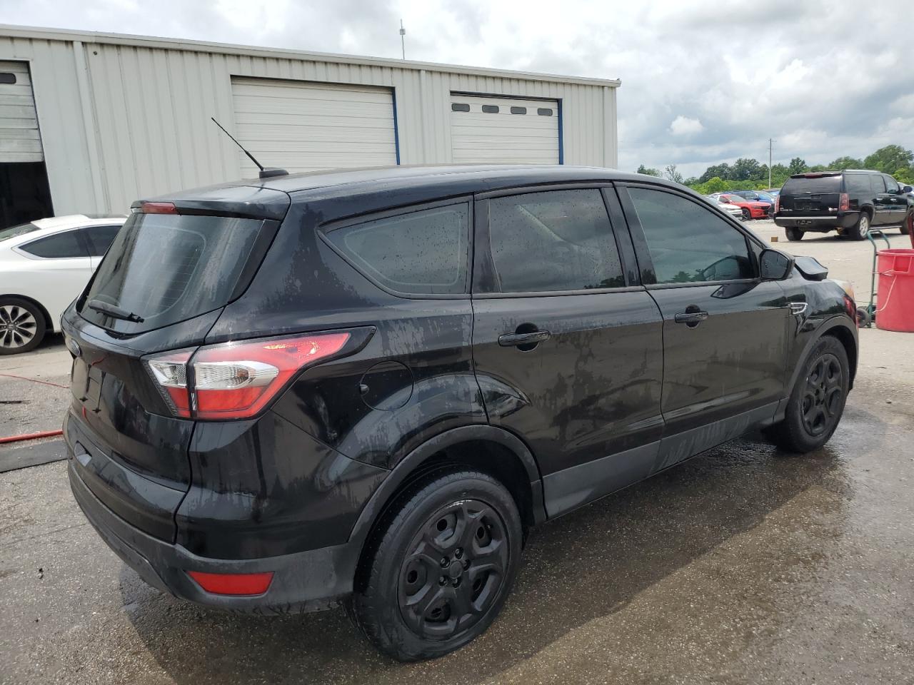 Ford Escape S