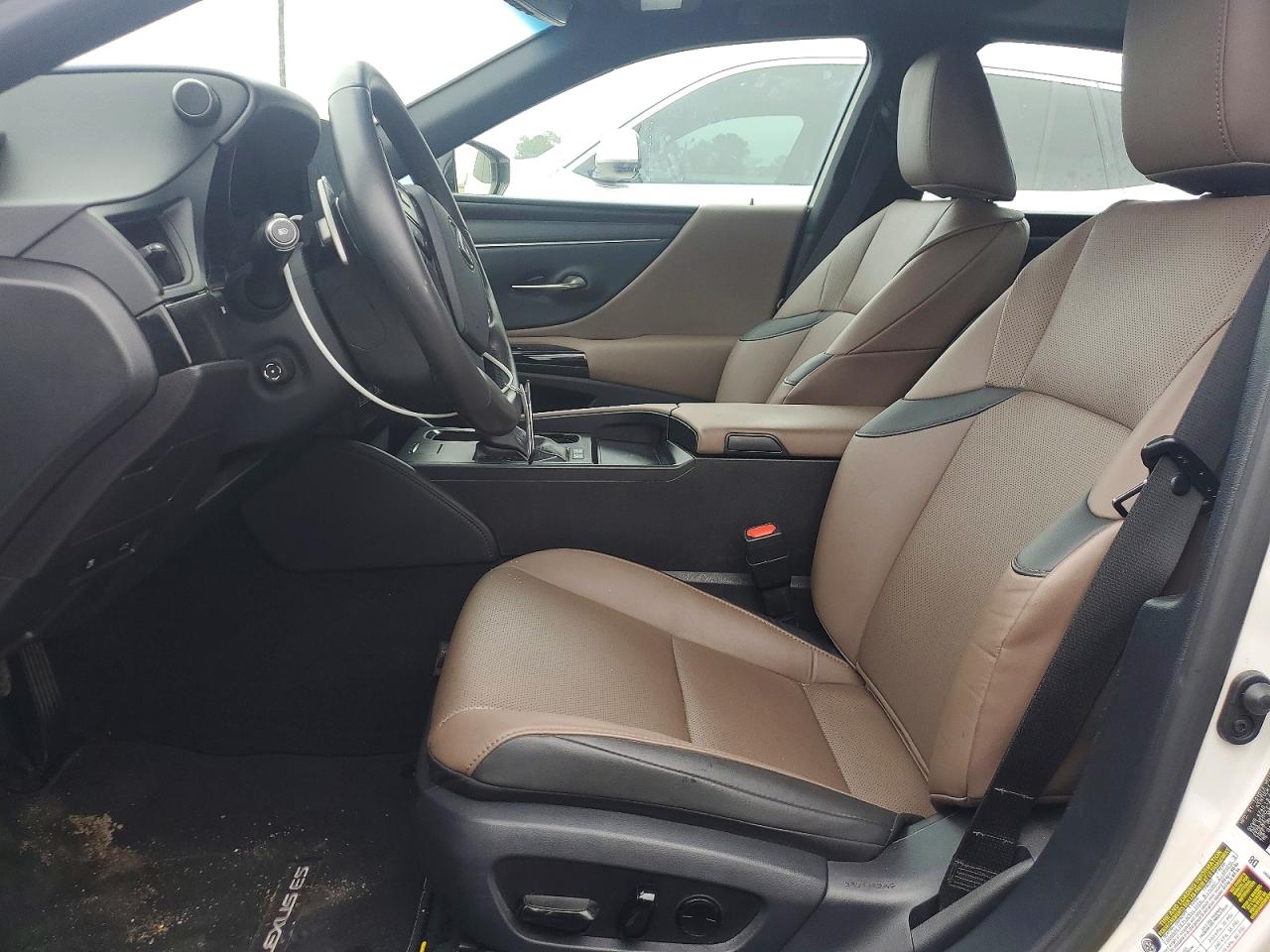Lexus Es 300h Base