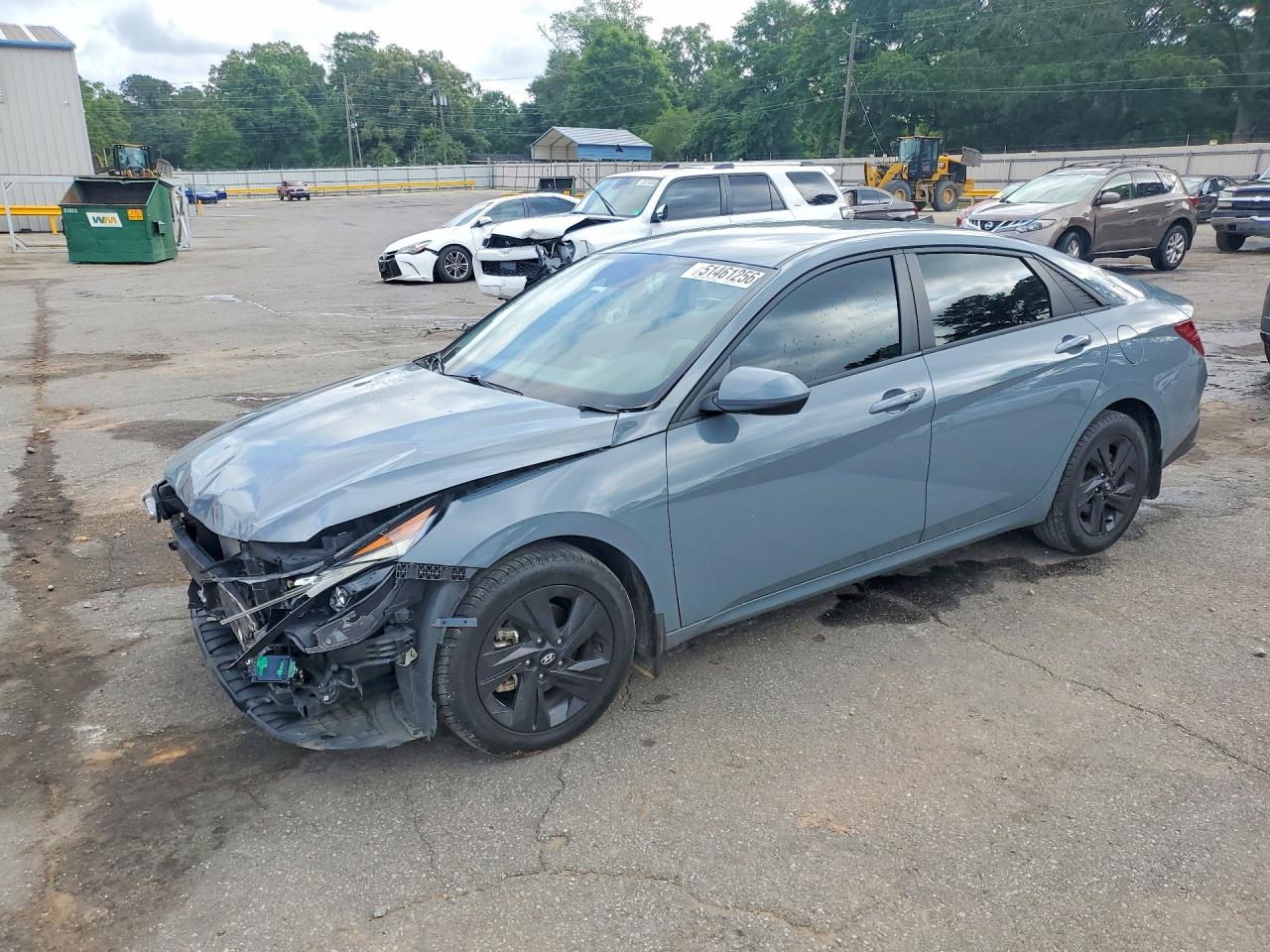 Salvage Hyundai ELANTRA Image