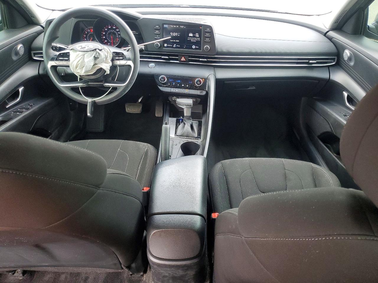 Hyundai ELANTRA Sel