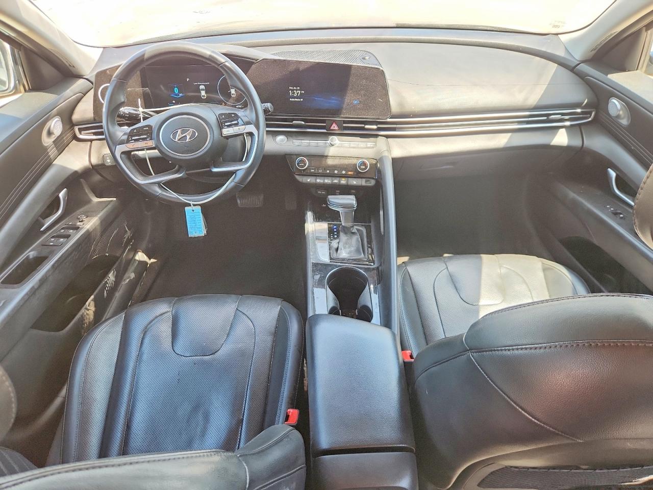 Hyundai ELANTRA Limited