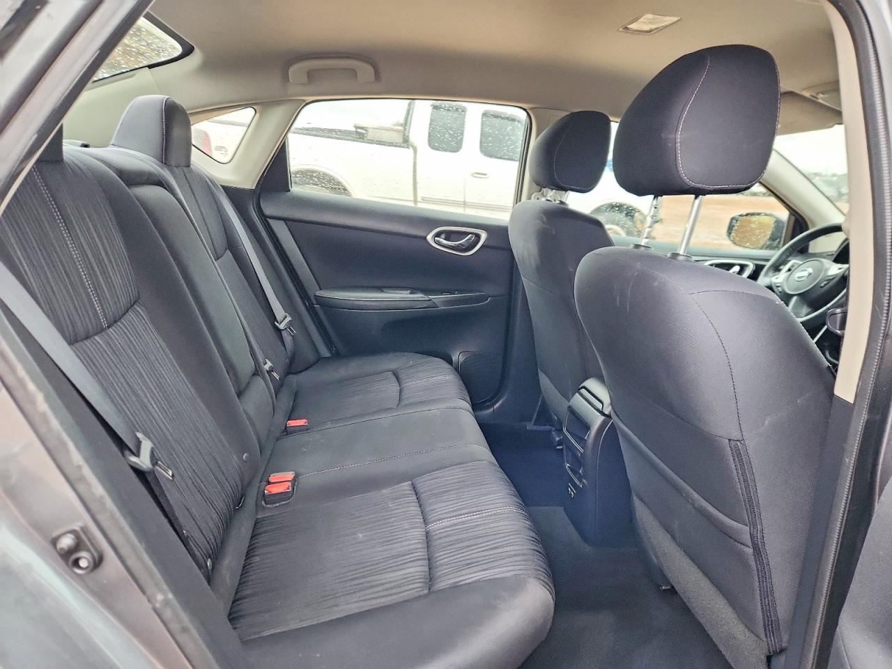 Nissan Sentra S