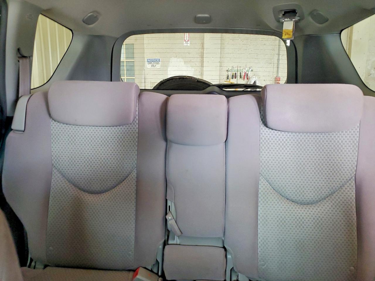 Toyota RAV4 Base