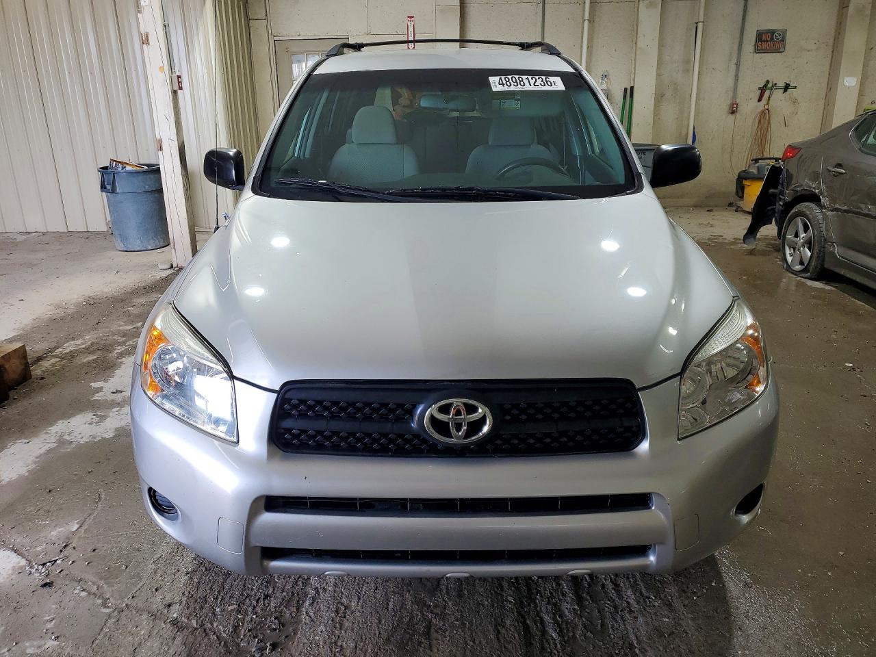 Toyota RAV4 Base