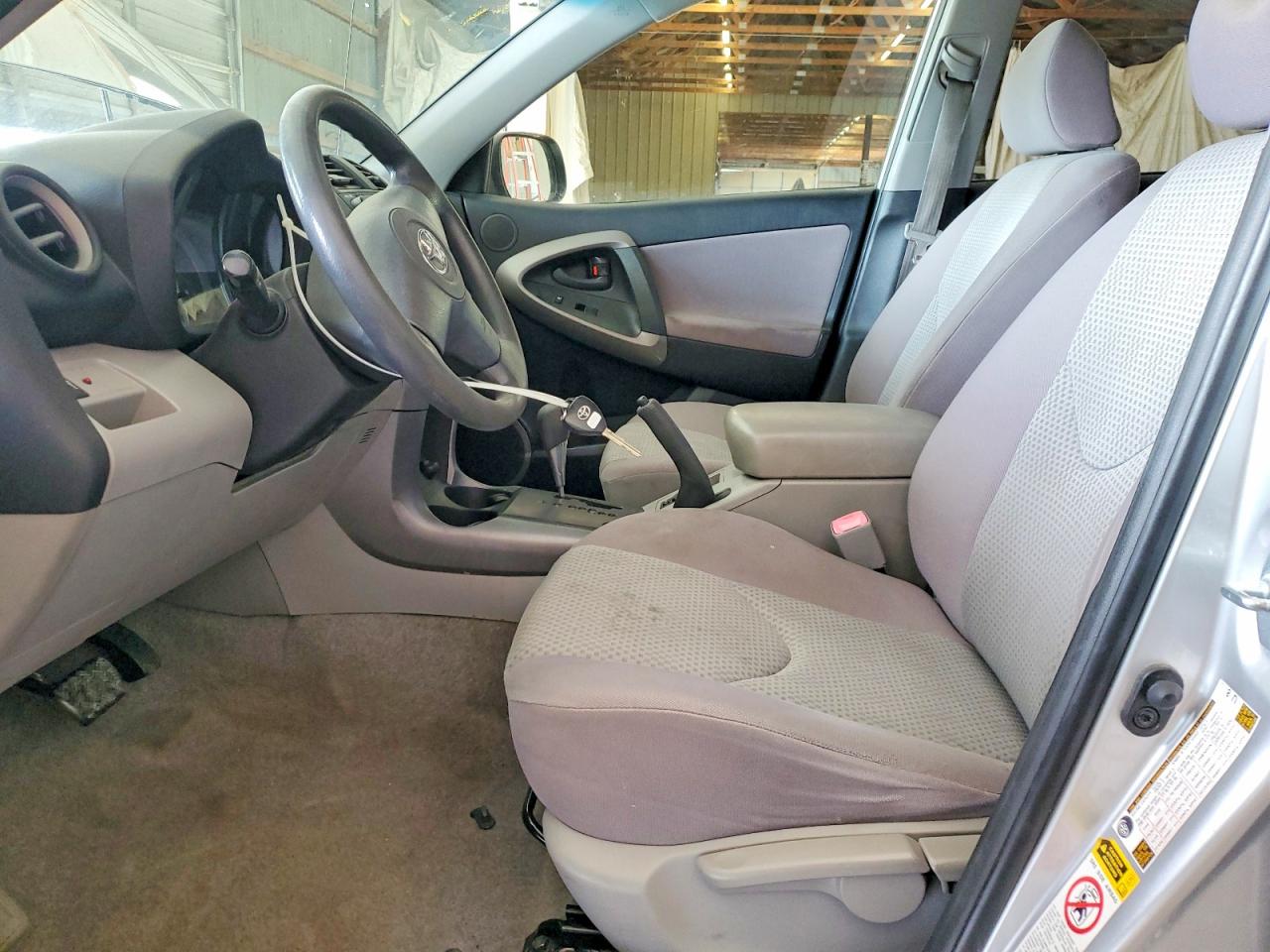 Toyota RAV4 Base