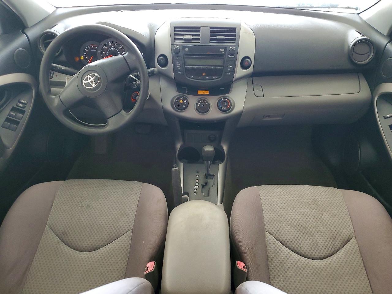 Toyota RAV4 Base