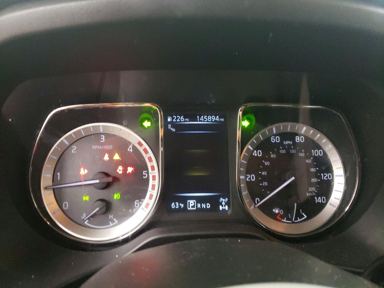 Nissan Titan Sv