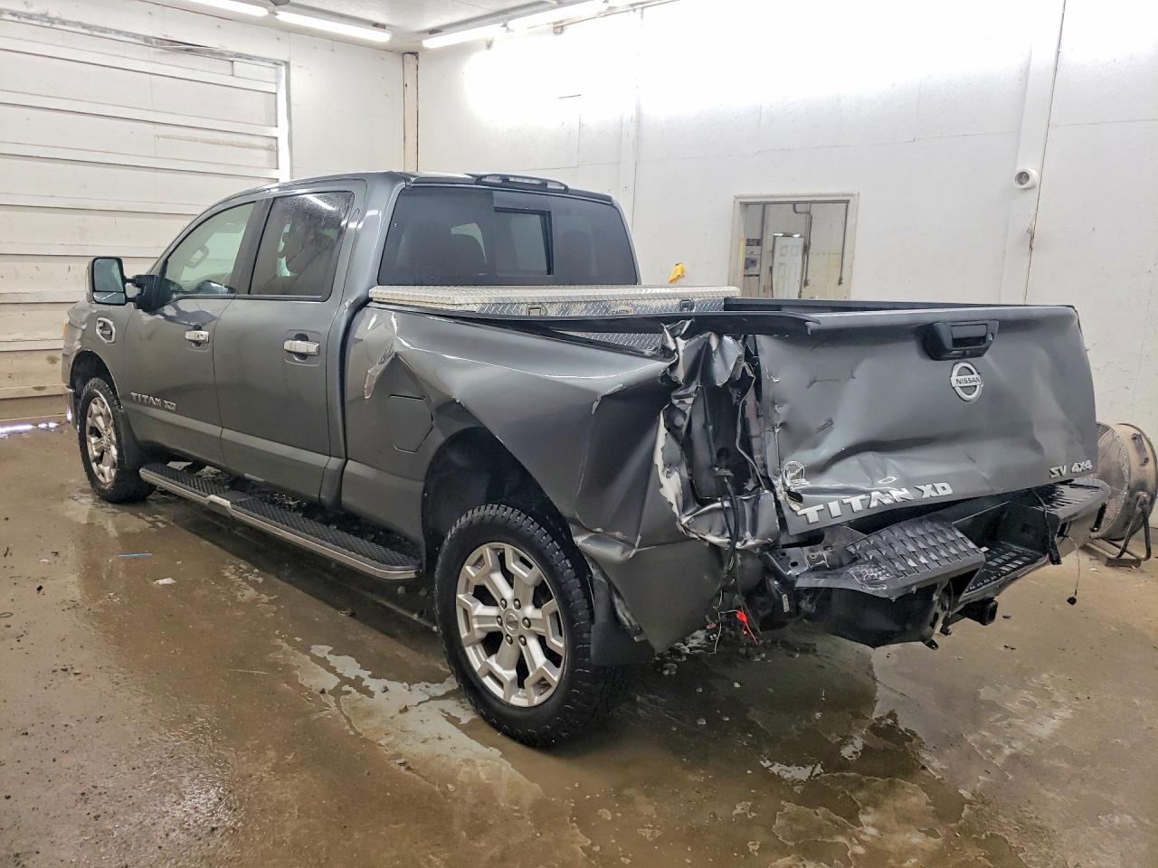 Nissan Titan Sv